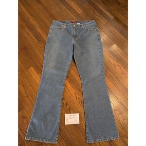 Levis 525 Nouveau Low Boot Cut Womens Stretch Distressed Blue Jeans • Size 14 M